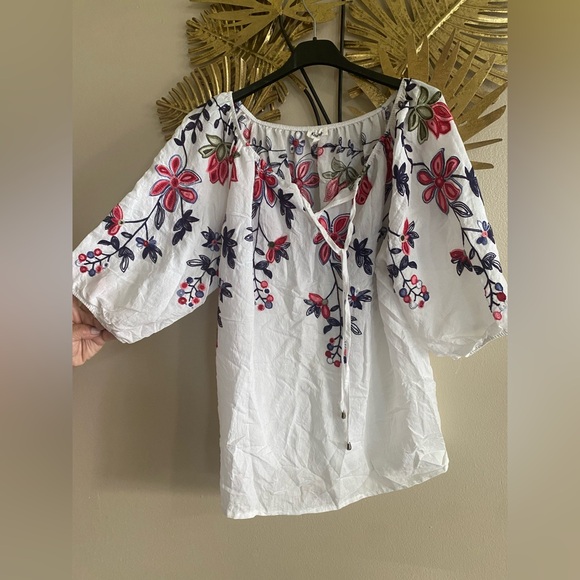 Kindred Tops - Elegant Floral Embroidered Blouse